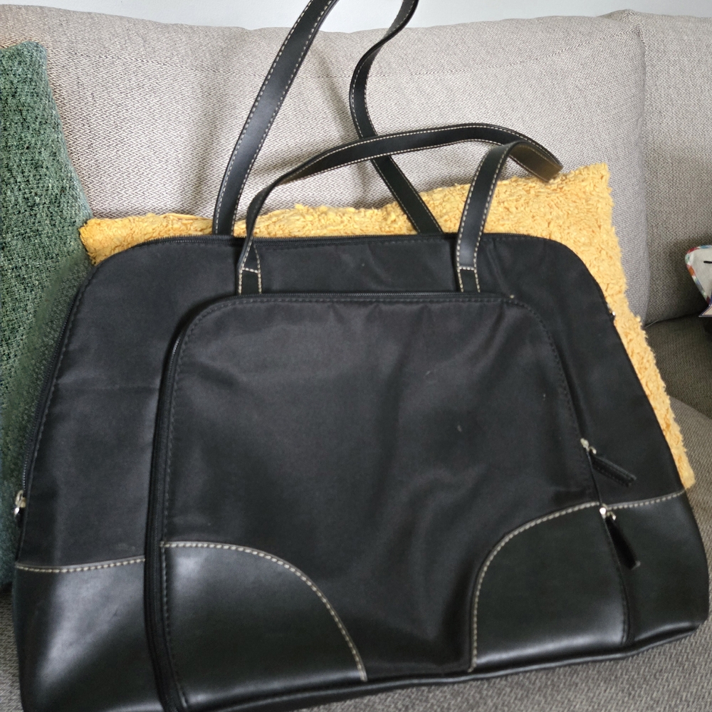 Elegant Black Women's Bag